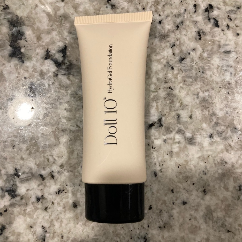 DOLL 10 Hydragel Foundation shade Deep